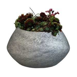 Jardinière conique moderne en fer argenté Pots de fleurs abstraits et élégants en métal pour pépinière Conception d'idées créatives personnalisées - Product Image 4