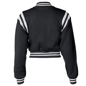 ผู้ผลิต OEM เสื้อแจ็คเก็ตยีนส์ปักลาย ระบายอากาศได้ดี หนังแท้ สไตล์สตรีทแวร์ เบสบอล โลโก้สั่งทำ เสื้อโค้ทผู้หญิง แจ็คเก็ตทรงบอมเบอร์แบบสั้น - Product Image 3