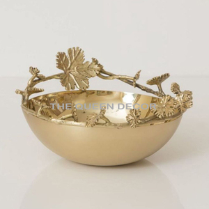 Brûleur d'encens au design élégant pour la décoration de la maison Brûleur d'encens en métal de style arabe brillant et doré - Product Image 3