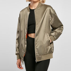 2025 nouveauté veste universitaire en Satin personnalisée fournisseur direct d'usine veste bombardier en Satin pour femmes à la mode et confortable - Product Image 1