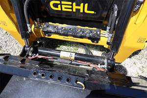 Nueva Retroexcavadora Gehl V210, Cargadora de Ruedas, 1 Año de Garantía en Componentes Principales (Motor, Caja de Cambios, Rodamientos, Bomba) en Venta - Product Image 3