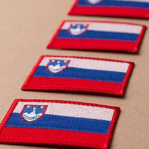 Patch drapeau de Slovénie, drapeau slovène, emblème national, patch brodé thermocollant du drapeau de Slovénie - Product Image 3
