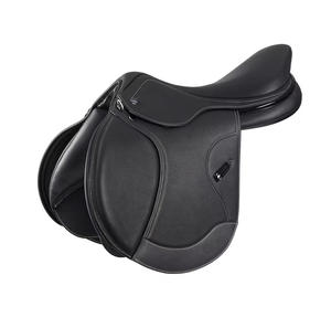 อานม้ากระโดดแบบอังกฤษทำมือ รุ่น ASH-ES-042 ยี่ห้อ ASHIMA EQUESTRIAN สีดำบุใยไฟเบอร์กลาส  ขนาดสั่งทำได้ คุณภาพสูงสำหรับม้า - Product Image 1