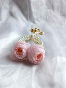 Peonía/Rannuculas flor con perla Haldi Mehndi Sangeet mano muñeca pulsera Kalire indio paquistaní boda favores para mujeres - Product Image 6