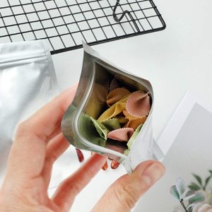 Sacs d'emballage en plastique mylar <span class=keywords><strong>géant</strong></span> <span class=keywords><strong>de</strong></span> 2kg 5kg 10kg à impression personnalisée pour le stockage du lait et <span class=keywords><strong>de</strong></span> la gelée d'aliments pour animaux <span class=keywords><strong>de</strong></span> compagnie agricoles - Product Image 6