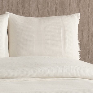 Juego de Ropa de Cama Guzide Amara de 7 Piezas, de Algodón, para Uso Diario, Estilo Europeo, Tejido, Anti-Pelusas, Anti-Ácaros, Duradero y Personalizable - Product Image 3