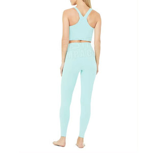 Ensemble de yoga taille haute pour femmes, soutien-gorge de sport et leggings grande taille, vêtements de sport réversibles personnalisés OEM pour le fitness - Product Image 4