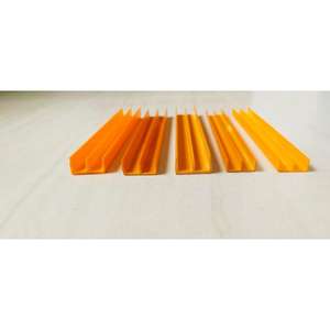 Perfil de Extrusión de Canal E de PVC de Alta Calidad con Canal E Pesado de 38 mm para Protección de Bordes de Paneles y Uso Decorativo de la India - Product Image 1