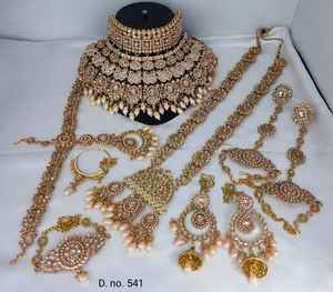 Ensemble de collier de mariée traditionnel et fantaisie, design antique, plaqué or et zircon CZ, pour femmes et filles - Product Image 2