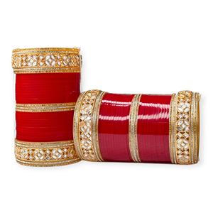 Conjunto de Brazaletes de Novia Rojos Tradicionales con Perlas, Chapados en Oro, Brazaletes de Boda Modernos, Joyería de Imitación Premium a Precio de Mayoreo - Product Image 1