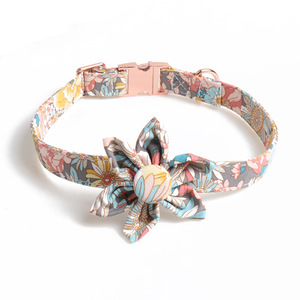<span class=keywords><strong>Collar</strong></span> para Mascotas con Diseño Floral Colorido y Lazo, Ajustable y Suave, con Hebilla Metálica - Product Image 5