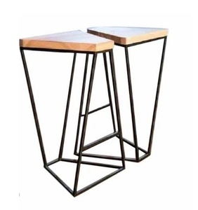 Diseño único de lujo Superventas Top de madera con patas de hierro forjado Mesa auxiliar para la decoración del hogar - Product Image 5