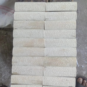 Escamas de Hueso de Cuerno de Búfalo de Agua con Vetas, Tamaño Personalizable, para Empuñaduras de Cuchillos de Caza de Hoja Fija, en Bruto, de la India - Product Image 3