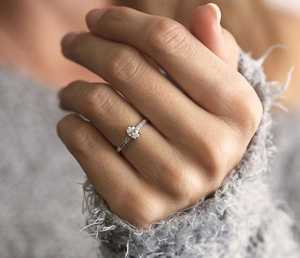 Joyería de diseño personalizada al por mayor, compromiso de boda, corte brillante ovalado y redondo, diamante natural en anillo de oro blanco para mujer - Product Image 4