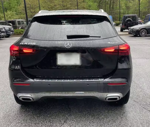 LISTO PARA ENVIAR, USADO, GLA 250 4MATIC SUV 2024, Volante a la Izquierda, Interior Oscuro, Asientos de Cuero, Neumáticos R19, Automático - Product Image 3