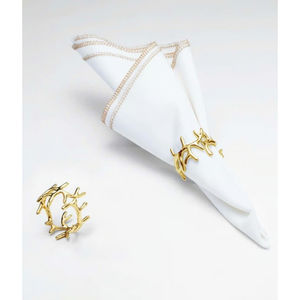 Anneaux de serviette en métal doré de style vintage Design de feuille Décor de table en laiton et métal Rond de serviette en forme de feuille unique de haute qualité - Product Image 4