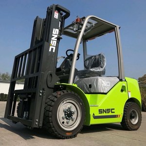 4X4 Diesel Counterbalance <b>Forklift</b> Rough Terrain Seated Operation Manufacturing Plant Use. - Product Image 5
