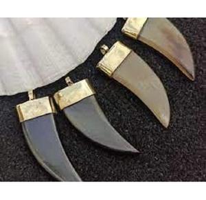 Collier pendentif en corne de buffle, bijoux tribaux naturels et durables pour femmes, haute qualité - Product Image 2