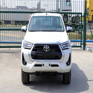 Expédition rapide pour Toyota Hilux SR5 4x4 d'occasion 2023, conduite à droite (RHD) - Left Hand Drive (LHD) - Product Image 1