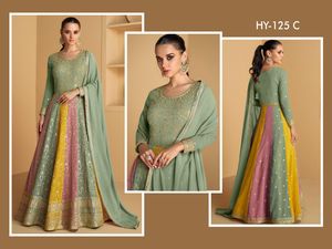 ชุดเดรสพรีเมี่ยมดีไซน์ใหม่ล่าสุด - Product Image 4