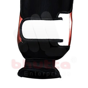 Espinilleras de Cuero Duraderas para Boxeo y Fútbol con Protección Profesional, Diseño Suave y Personalizable para Hombres y Mujeres - Product Image 6