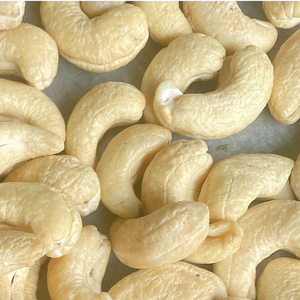 Offre Spéciale 2023 noyau de noix de cajou W320 emballé sous vide-noix de cajou Santigo Viet Nam prêt à expédier - Product Image 1