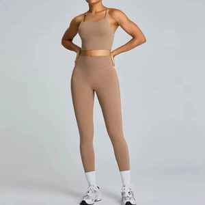 Ensemble de yoga taille haute personnalisé 2025: leggings et soutien-gorge premium ensemble d'entraînement 2 pièces pour femmes vêtements de sport et de sport - Product Image 1