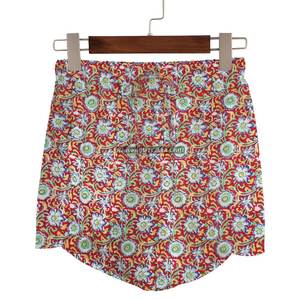 Shorts enveloppants de haute qualité pour femmes, multicolores, imprimés sur mesure avec cordons, shorts hip-hop pour femmes, shorts d'été à imprimé bloc - Product Image 5
