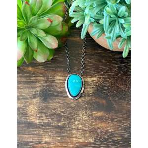 Collier Eli Skeets Royston en turquoise et argent sterling serti dans un cadre, cadeau idéal pour toutes les occasions - Product Image 1