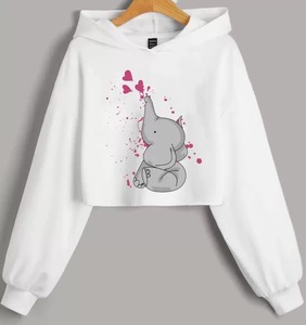 Sweat à capuche court à manches longues imprimé de qualité supérieure pour femmes, coupe personnalisée pour toutes les occasions d'hiver - Product Image 2