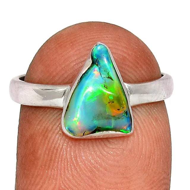 Visitez notre site Essentials Jewelry - Opal Gemstone Jewelry - Rainbow Fire Opal Jewellery - Turkish Opal Ring