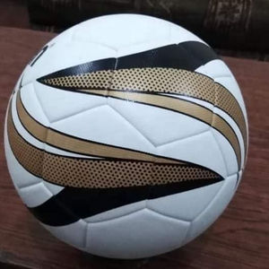 Balón de fútbol de primera calidad, superventas, material de cuero, tamaño personalizado, alta calidad, ligero, servicio OEM, el mejor balón de fútbol - Product Image 5