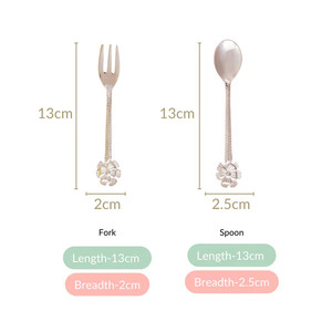Cuillère à couverts en laiton argenté faite à la main avec design en relief pour cuisine et restaurant Cuillère à dîner personnalisée à vendre - Product Image 3