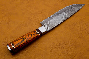 Couteau de chef en acier damas avec manche en laiton en bois Pakka quantité minimale de commande personnalisable 10pcs - Product Image 3