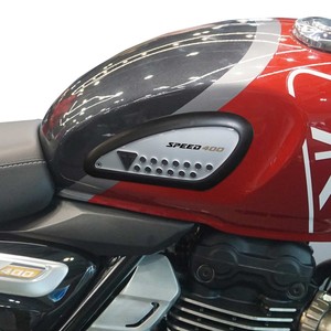 Adesivi Protettivi Laterali 3D per Serbatoio Compatibili con Triumph Speed 400 per Serbatoi Moto - Product Image 1