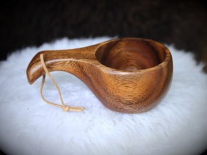 Mug à boire en bois artisanal Kuksa pour le voyage, mug en bois Kuksa inspiré de la nature pour les amateurs d'aventure à prix abordable - Product Image 4