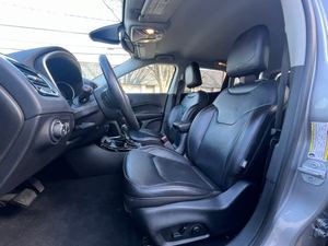 SUV COMPASS 2019 USADO CON BAJO KILOMETRAJE, GRIS, LIMITED, 4WD, TRACCIÓN EN LAS CUATRO RUEDAS, RENDIMIENTO EN CARRETERA, CROSSOVER, LISTO PARA ENVÍO - Product Image 2