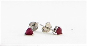 ต่างหูเงินแท้ 925 ทรงคลาสสิกทันสมัยสำหรับผู้หญิง ประดับทับทิมทรงทริลเลียนคัทขนาด 4 มม. - Product Image 5