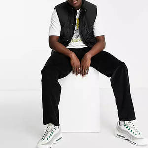 Chaqueta Acolchada de Gran Peso con Capa Exterior de Poliéster Resistente al Viento y Aislamiento Térmico de Polifibra para Frío Extremo - Product Image 4