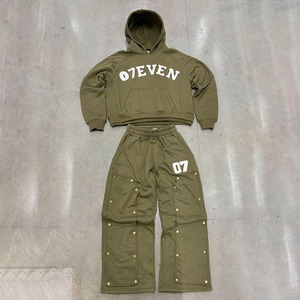 Survêtement évasé sur mesure en gros, 100% coton, tissu éponge français, streetwear, décontracté pour homme, coupe ample avec rivets, survêtement ample - Product Image 6