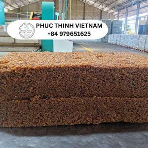 ยางพาราธรรมชาติเวียดนามเกรดอุตสาหกรรมมาตรฐาน SVR 20 วัตถุดิบ บล็อกสีเหลืองอ่อนถึงสีน้ำตาลอ่อน - Product Image 2