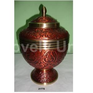 Urnes à feuilles rouges gravées avec trois urnes funéraires à bandes dorées pour cendres humaines Urnes décoratives pour hommes et femmes - Product Image 1