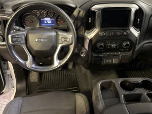 Chevrolet Silverado 1500 d'occasion propre 2020 - Product Image 4
