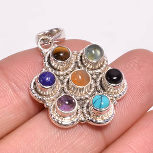 Pendentif classique en argent sterling 925 7 chakras avec pierres précieuses mélangées accessoires de bijoux à la mode cadeaux de fête en gros - Product Image 3
