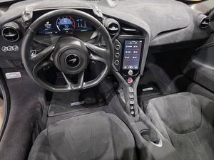 EXCELENTE COUPE 750S USADO 2024, TRACCIÓN TRASERA, TRANSMISIÓN AUTOMÁTICA, MOTOR V8 DE 4L Y 740 HP - Product Image 3