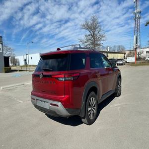 MEJOR PRECIO PARA Nissan Pathfinder SL 2023 - Product Image 2