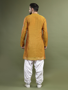 ชุดคุร์ตาผ้าฝ้ายแห้งเร็วสไตล์วินเทจสำหรับฤดูร้อน รุ่น MP-722 ของ Ramas Kurtis สำหรับผู้หญิง พร้อมกางเกงขายาว ราคาขายส่งจากอินเดีย เหมาะสำหรับงานแต่งงาน งานเลี้ยง และสวมใส่ลำลอง - Product Image 2