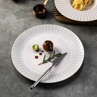 YAYU Professionelle Porzellan-Dessertteller, Französische Restaurant-Geschirrserie, Molekulare Speiseteller, Reliefiertes Beige Rundes Flaches Teller-Set