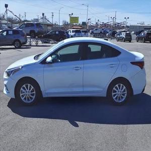 Hyundai Accent 2022 en Perfecto Estado - Product Image 3