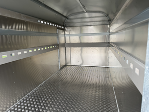 Remolque de Acero de Doble Eje para Ganado, Nuevo, en Oferta, para Transporte de Caballos, Semirremolque con Frenos Eléctricos, 3800 kg - Product Image 5